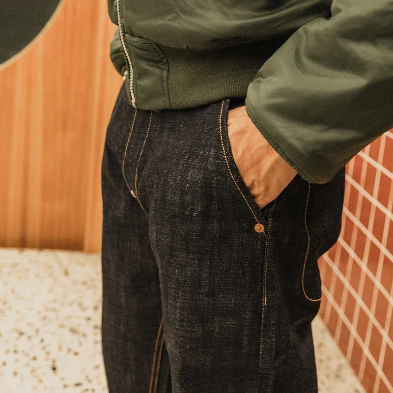 レッドトルネードルーズデニムジーンズ、ストレートフィットパン - Levis Jeans 501 のレビューと価格