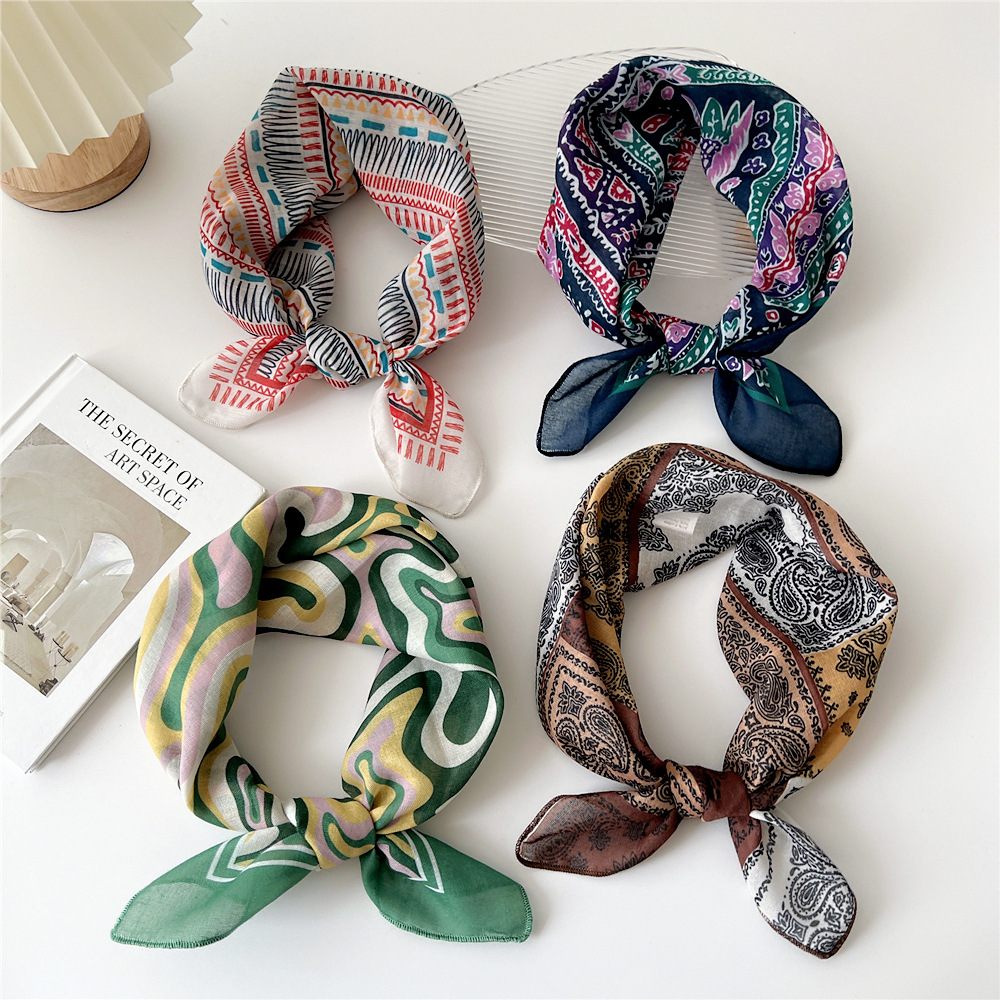 ファッション綿スカーフ女性花柄ネッカチーフ小さなスカーフヒジ - Bandana Cotton のレビューと価格
