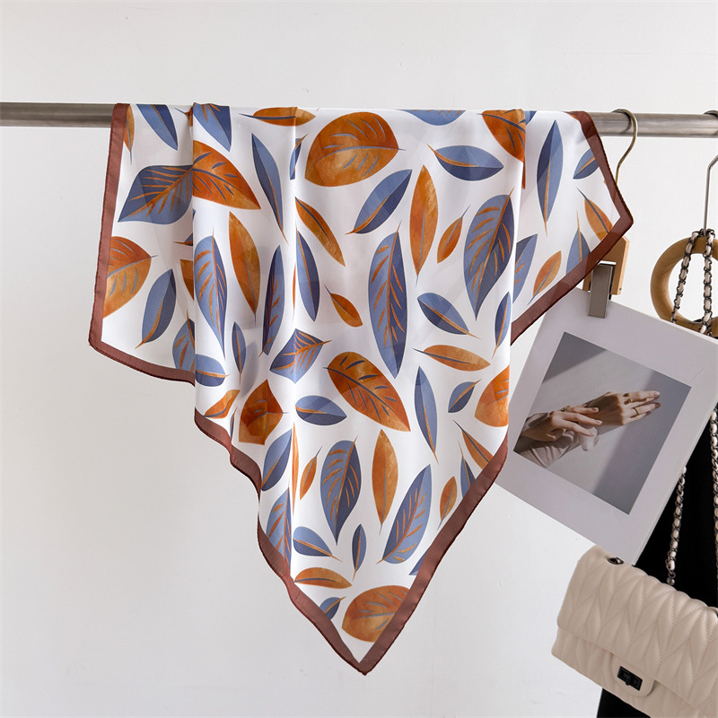 高級ブランドプリント 70 センチメートル正方形のスカーフ女 - Scarf Silk Square のレビューと価格