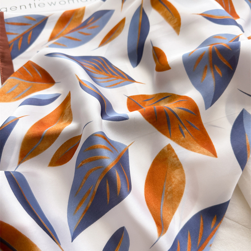 高級ブランドプリント 70 センチメートル正方形のスカーフ女 - Scarf Silk Square のレビューと価格