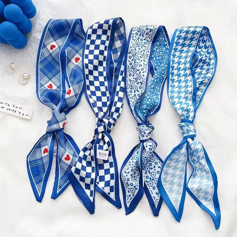 クラインブルーのシルクスカーフ、新しいチェッカーボード柄ヘッ - Ascot Neck Scarf のレビューと価格